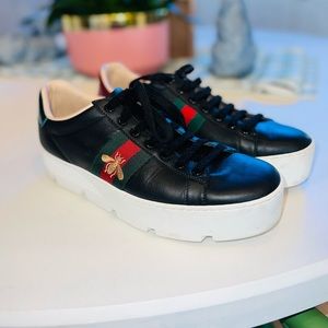 Gucci Tennis Shoes - gently used